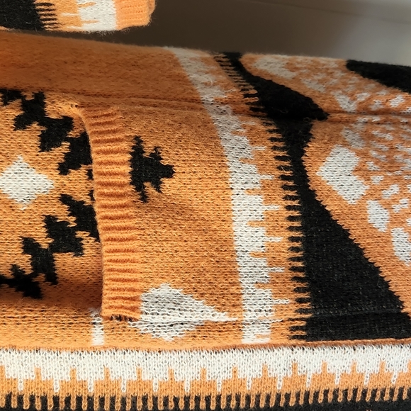 Bibi Aztec sweater Size S - Picture 7 of 11